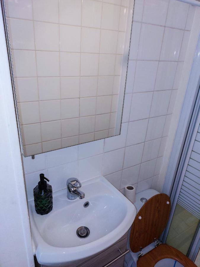 L'Essentiel - Tout Inclus ! Petit Dejeuner, Canal Plus, Netflix, Literie, Serviettes Ruan Exterior foto